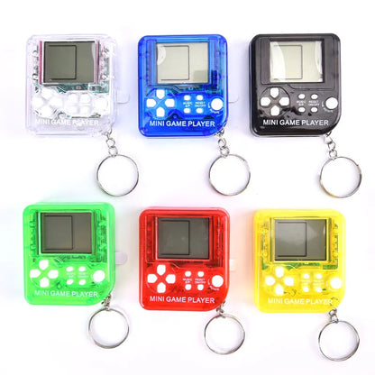 Mini Console Portátil Retrô com 26 Jogos – Chaveiro Game Clássico de Bolso