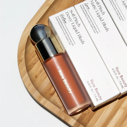 Rare Beauty Blush Líquido Multifuncional – Lábios, Olhos e Bochechas à Prova D’Água